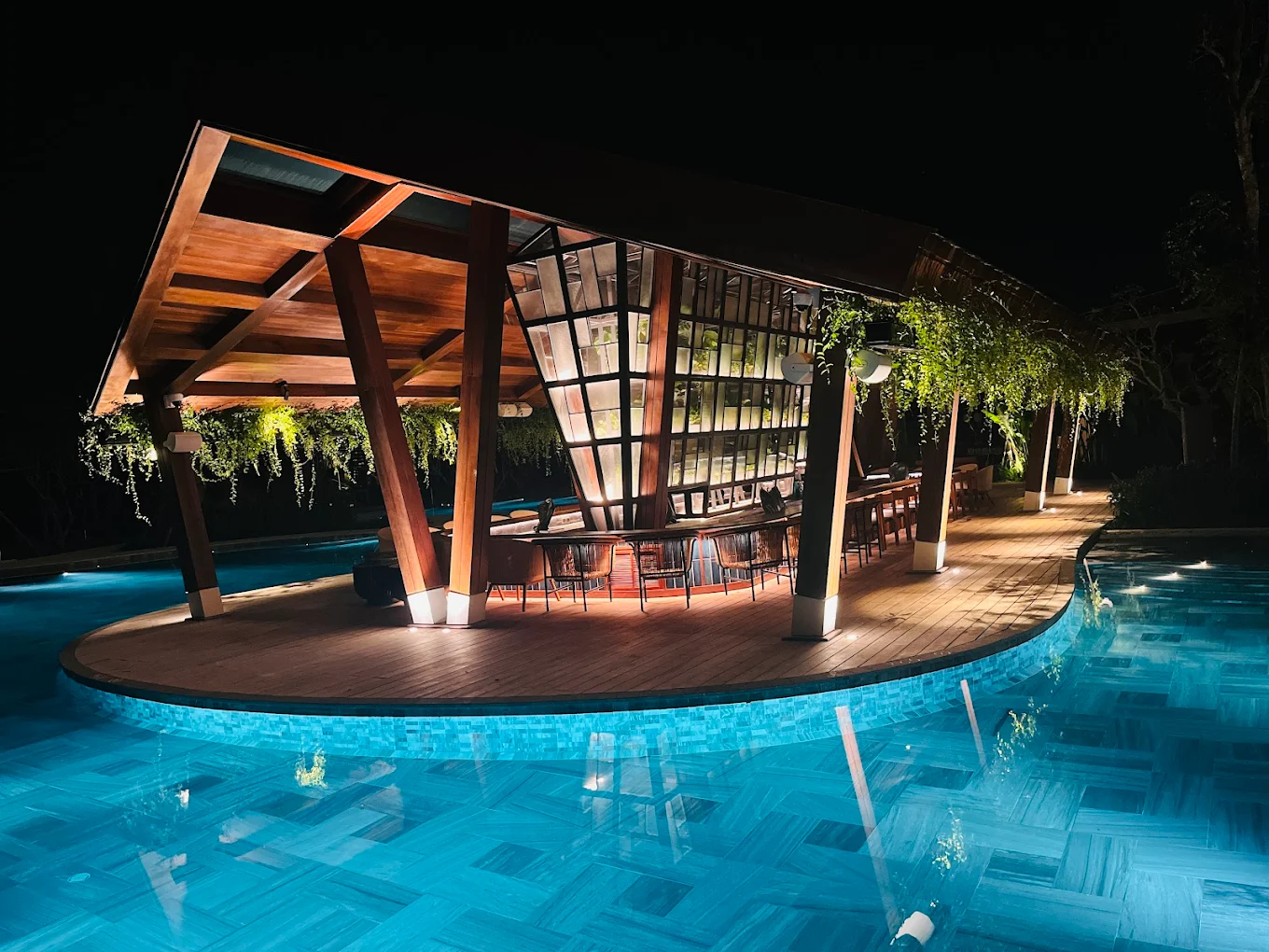 Osteria features a refined Mediterranean-inspired space with elegant wooden interiors